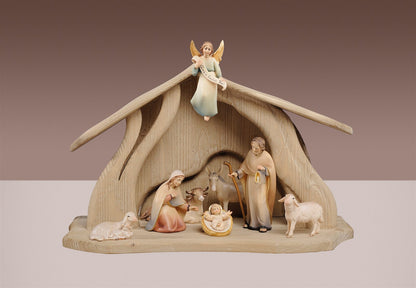 LI Set 8 Figuren + Familienstall Licht