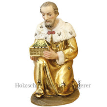 König kniend ANRI Kuolt Krippe