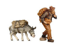 Kostner Krippe Holzträger mit Esel mit Holz